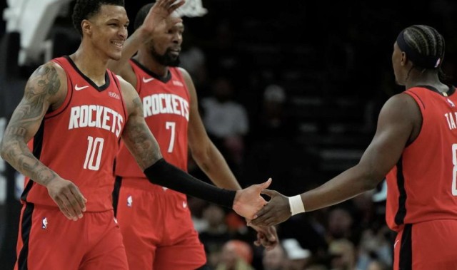 kaiyun-火箭队常规赛数据：52胜30负西部第五，场均47.9篮板联盟第一