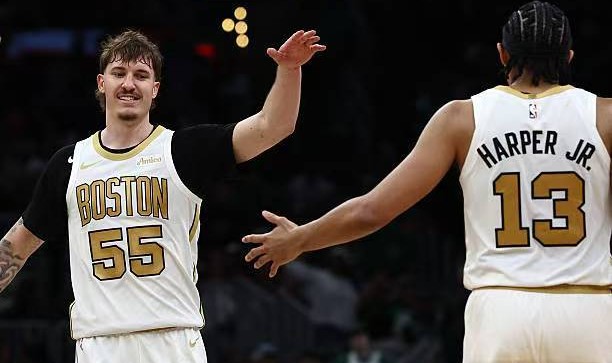 开云体育下载-打出生涯最佳之战！凯尔特人侧翼新星有能力成为一名持球大核？